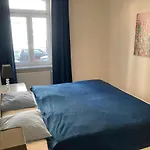 Terrassentraum In Zentrumsnaehe 아파트 *