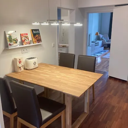 Terrassentraum In Zentrumsnaehe Апартаменти